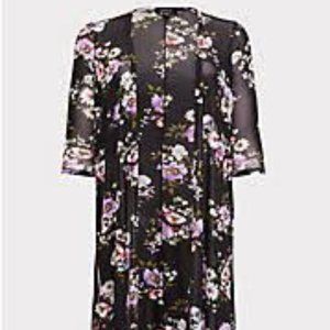 Torrid Size 1/2 Black Kimono with Skulls & Purple Flowers Mesh Netting Duster